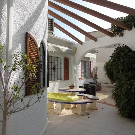Villa Villamartin Oasis Alicante